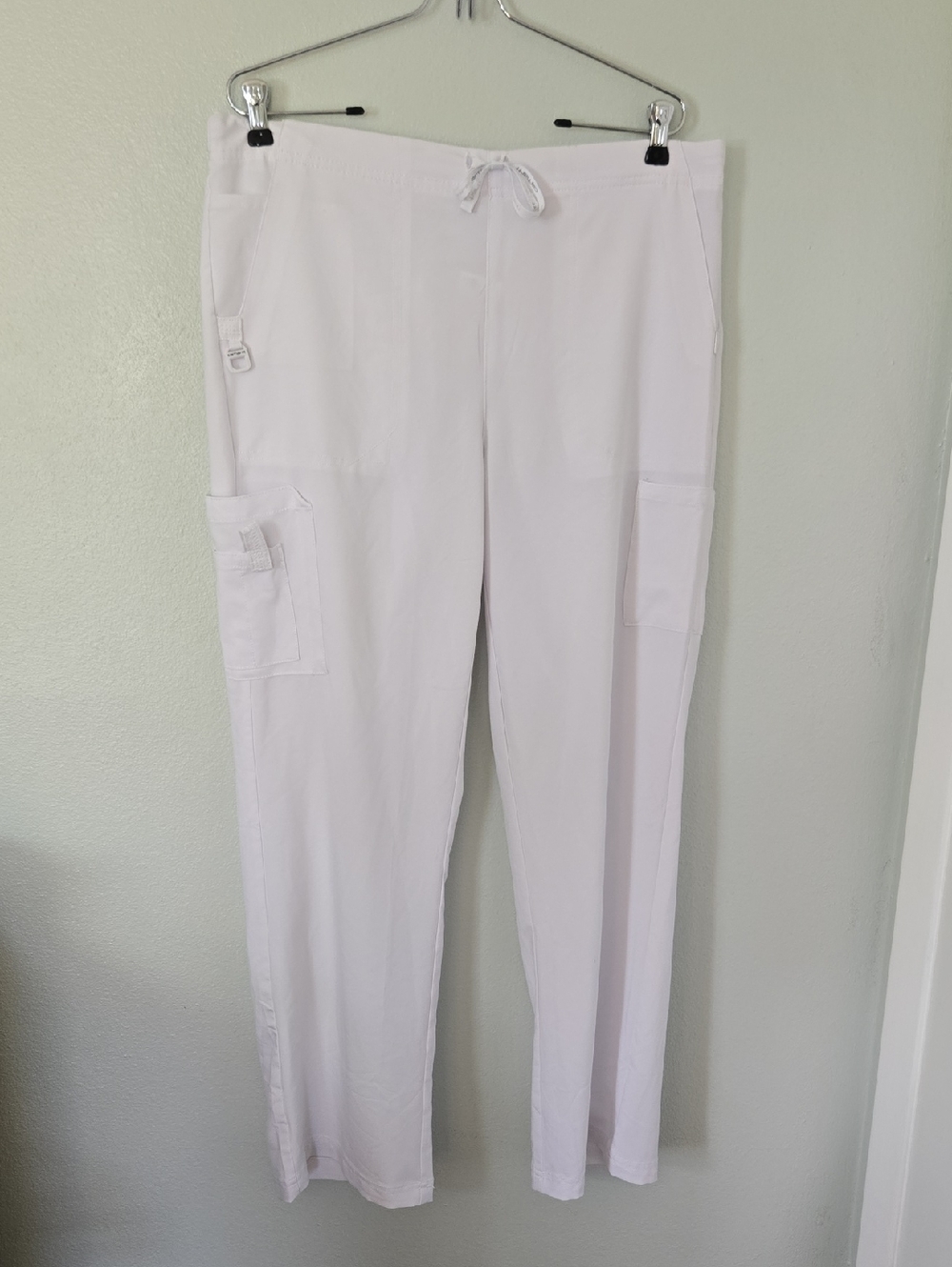 Carhartt | White Cargo Wide Leg Scrub Pants Size Large